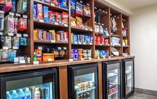 Alimentos y bebidas