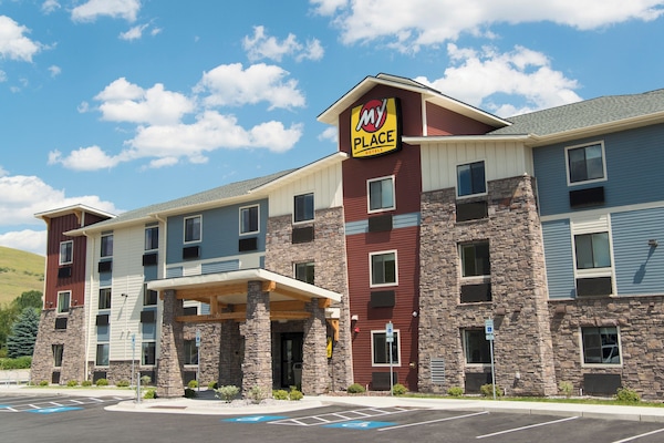 Façana frontal de l'allotjament