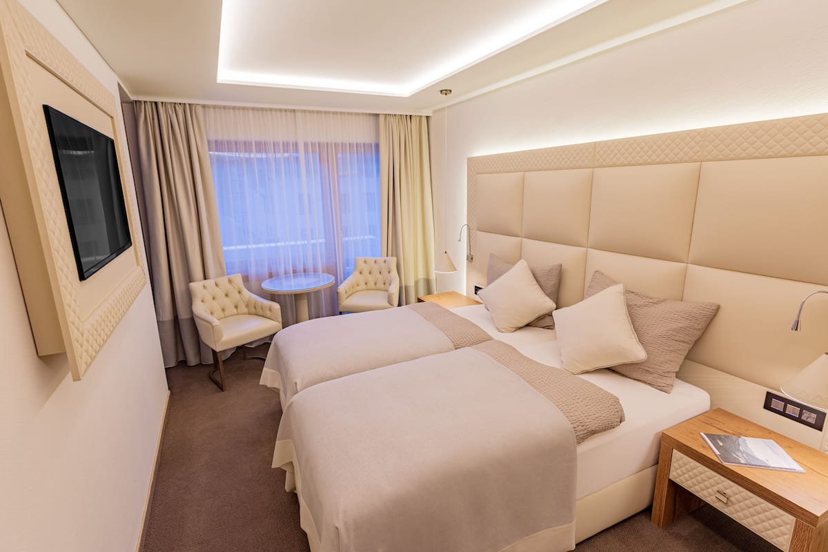 1 bedroom, in-room safe, blackout drapes, free WiFi