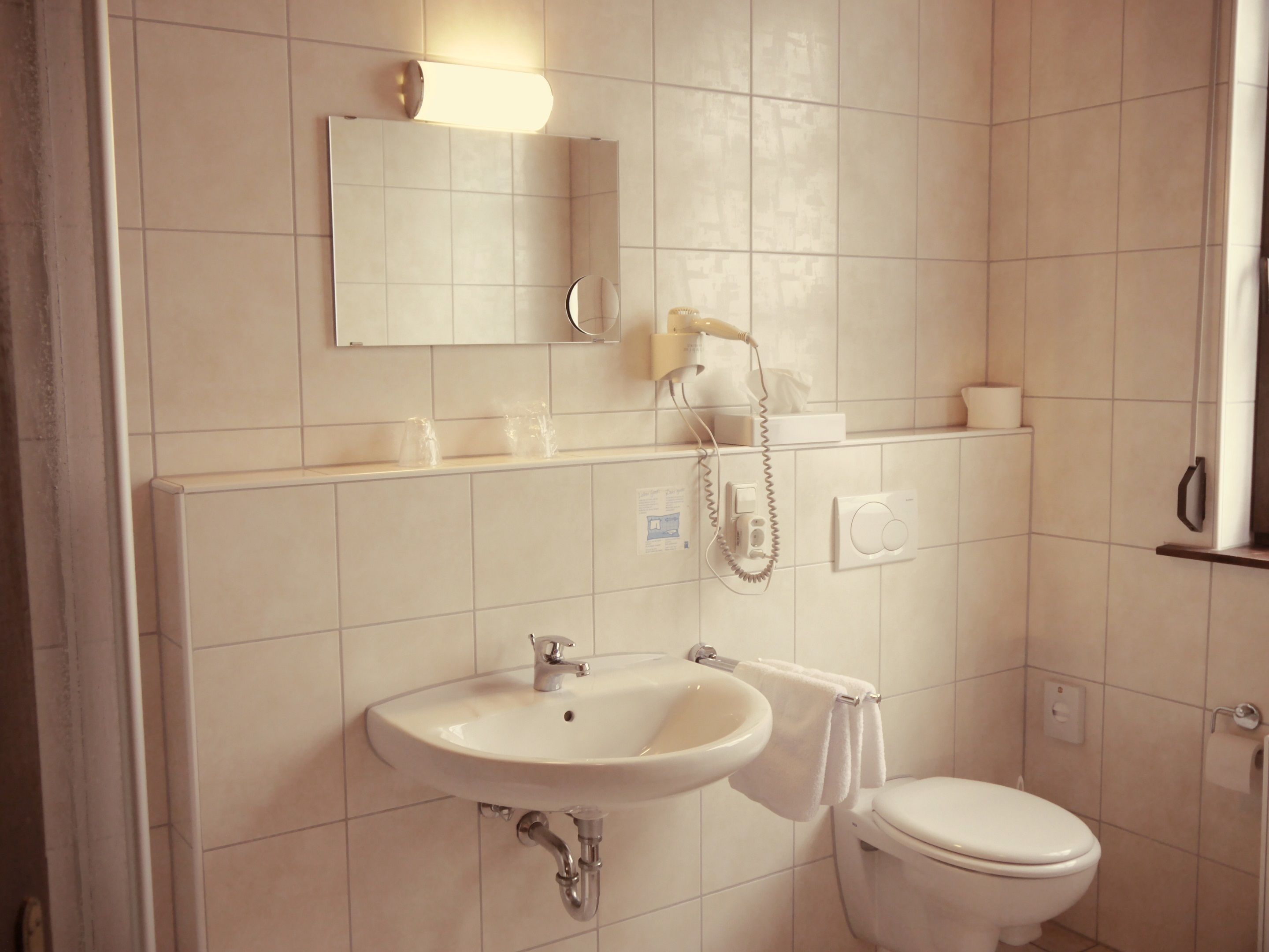 x superior twin room, 2 bedrooms, city view, mezzanine | bathroom | deep-soaking bathtub, free toiletries, hair dryer, towels