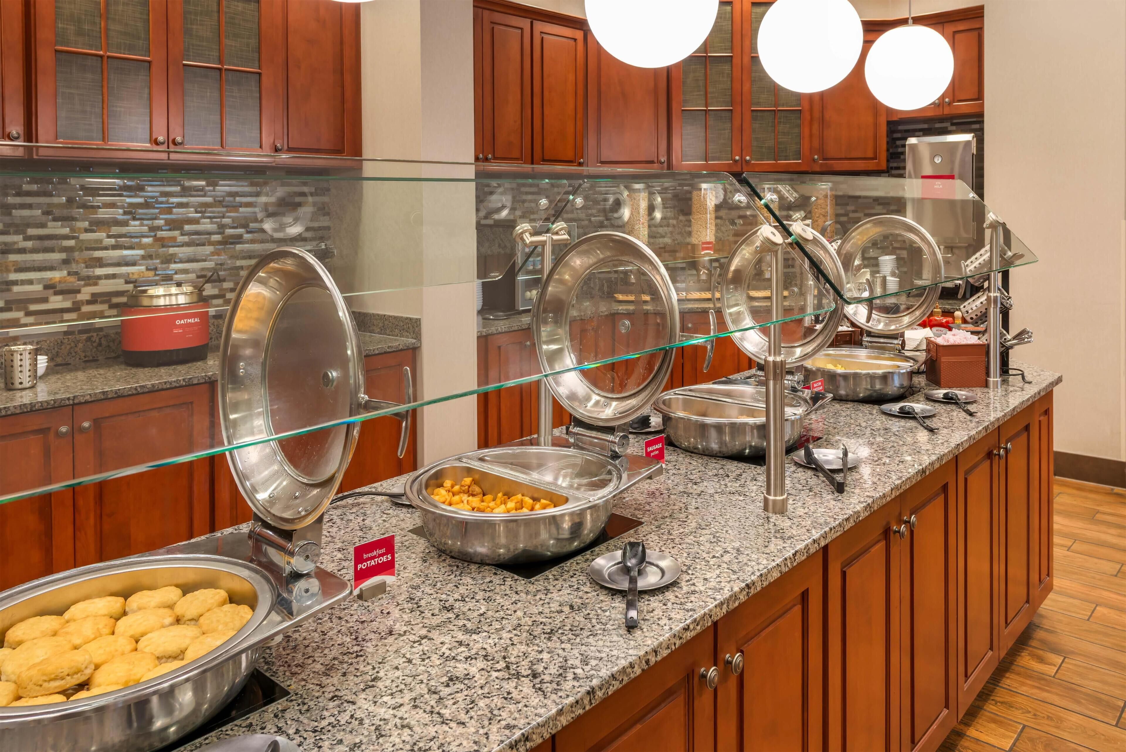 Free daily buffet breakfast 