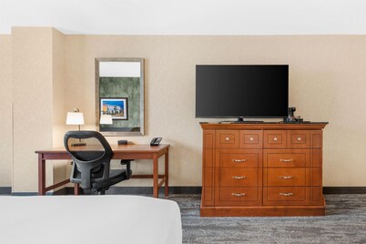 Drury Plaza Hotel Colorado Springs Near the Air Force Academy