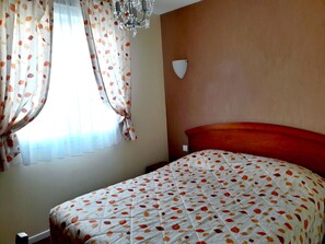 Bureau, lits pliants/supplémentaires, Wi-Fi gratuit