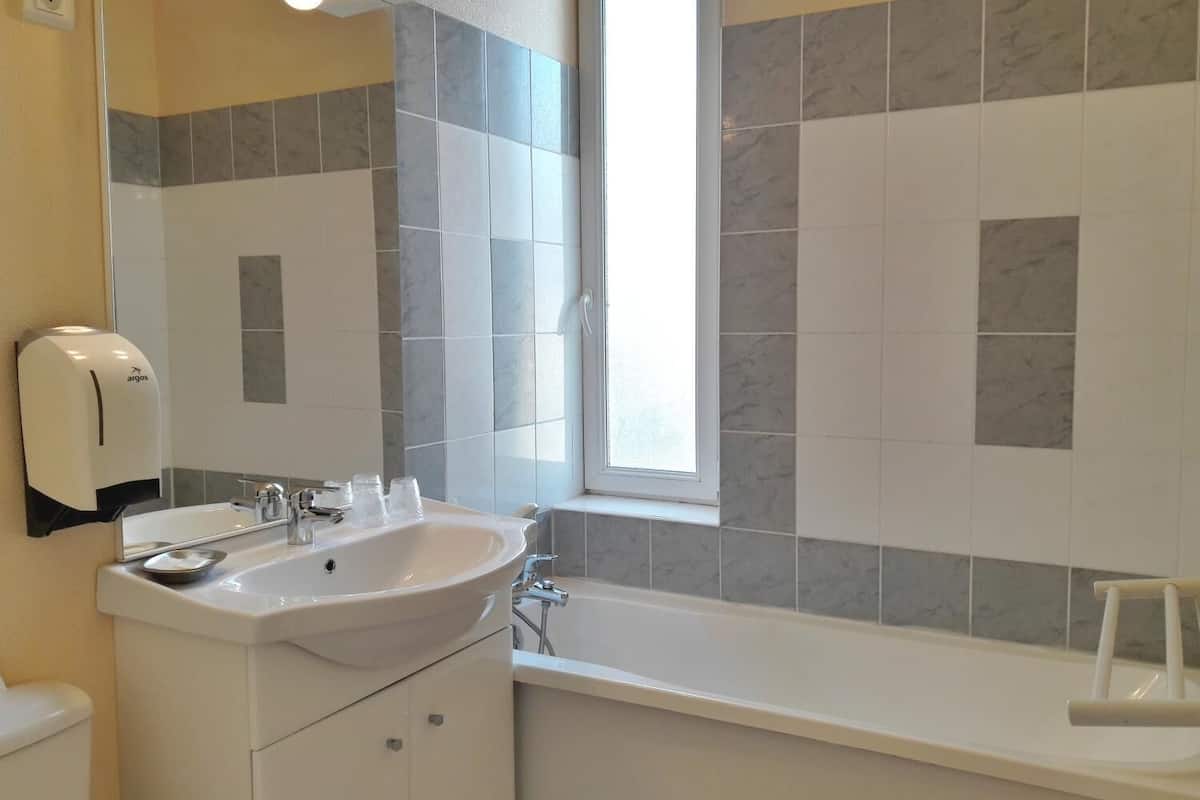 free toiletries, hair dryer, towels