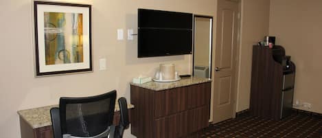 32-inch flat-screen TV with cable channels, TV