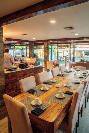 Restaurant - Hotel Ninfa (Puerto Ayora)
