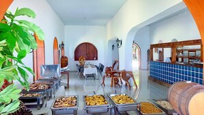قاعة الولائم والاحتفالات