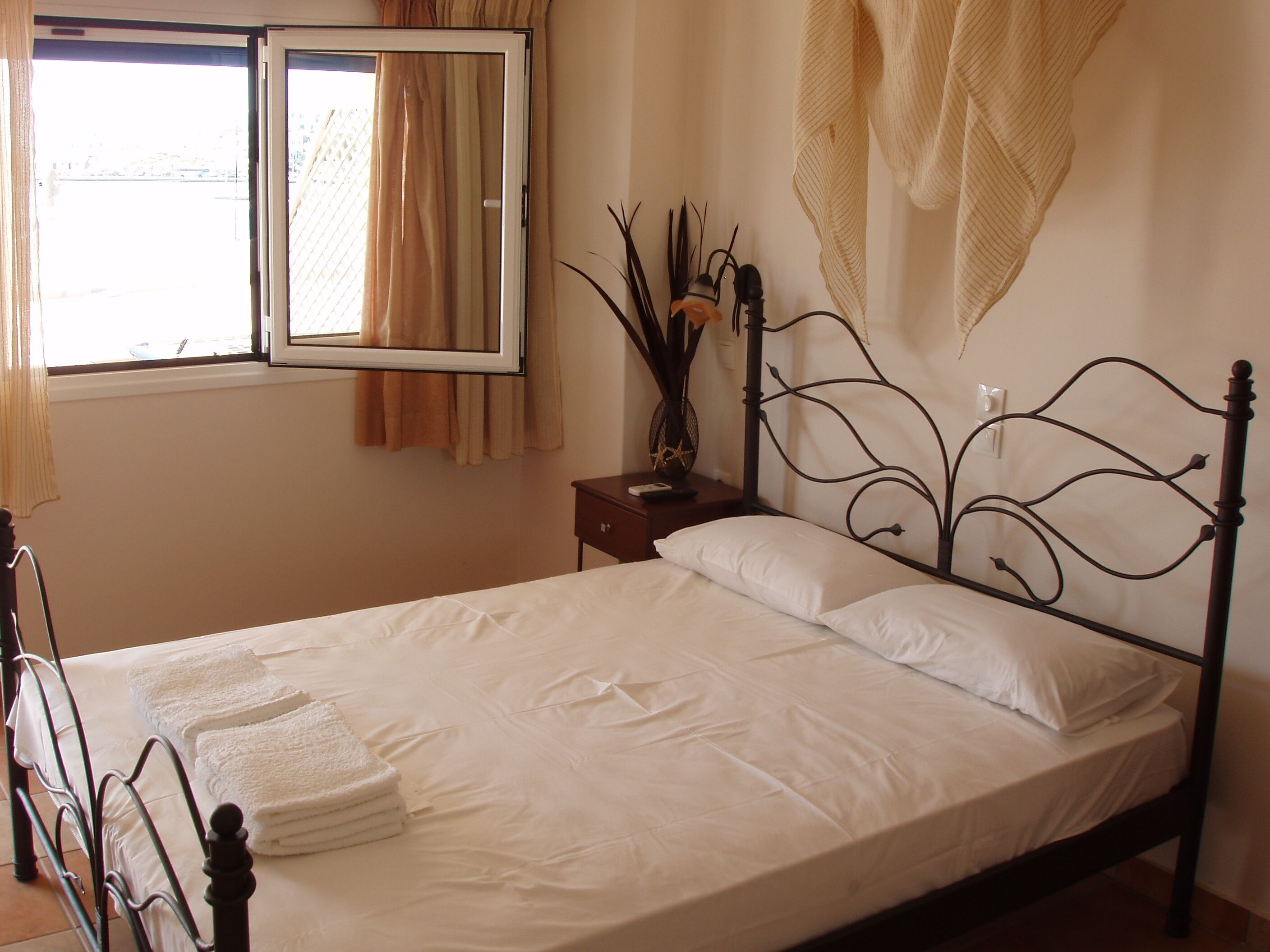 in-room safe, individually decorated, iron/ironing board, free wifi