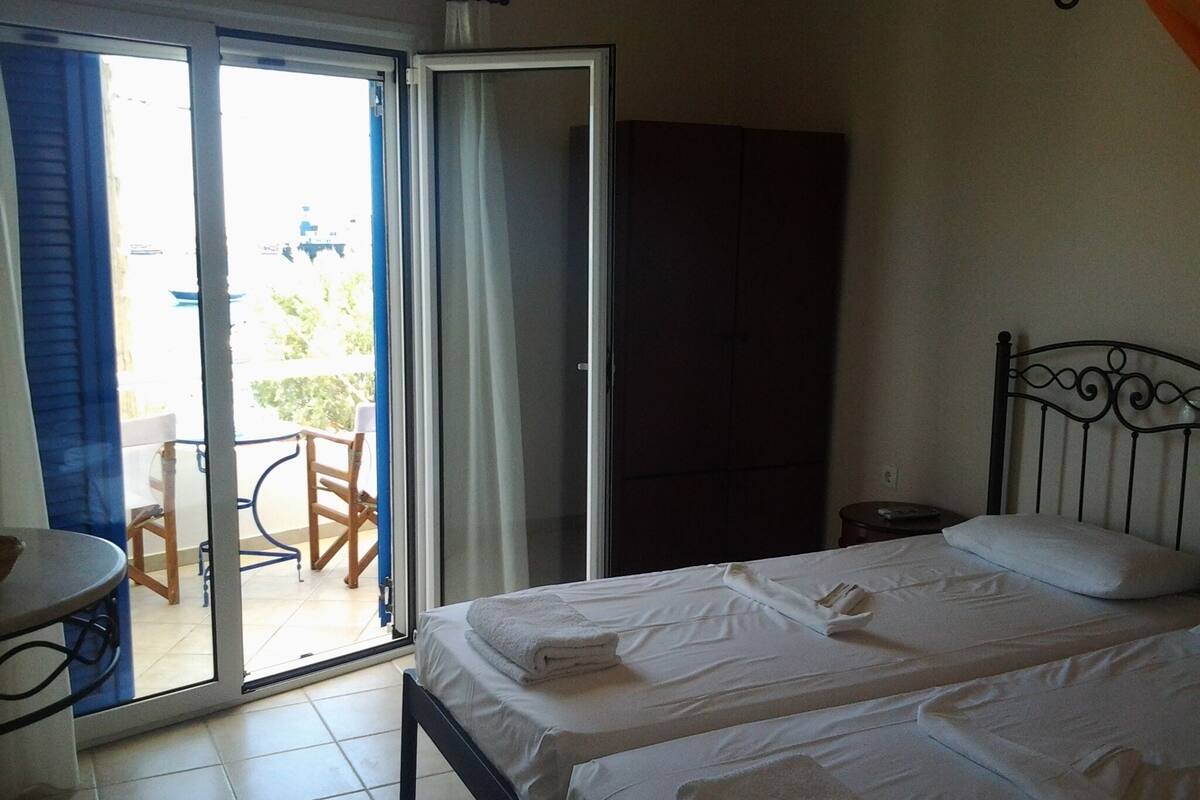 comfort double or twin room, sea view | in-room safe, individually decorated, iron/ironing board, free wifi