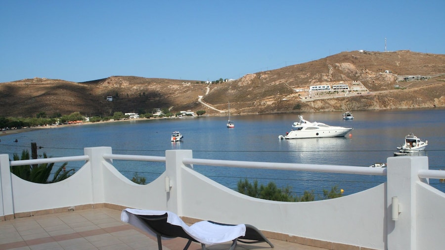 Cyclades Hotel Serifos