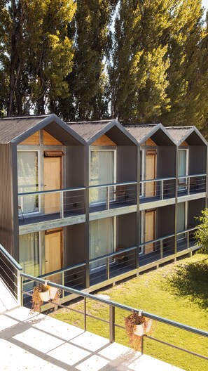 Front of property - Apart Hotel Jardín (El Calafate)