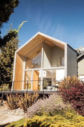 Front of property - Apart Hotel Jardín (El Calafate)