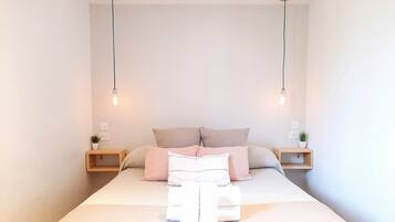 Ropa de cama de alta calidad, cubrecamas y colchones con pillow-top