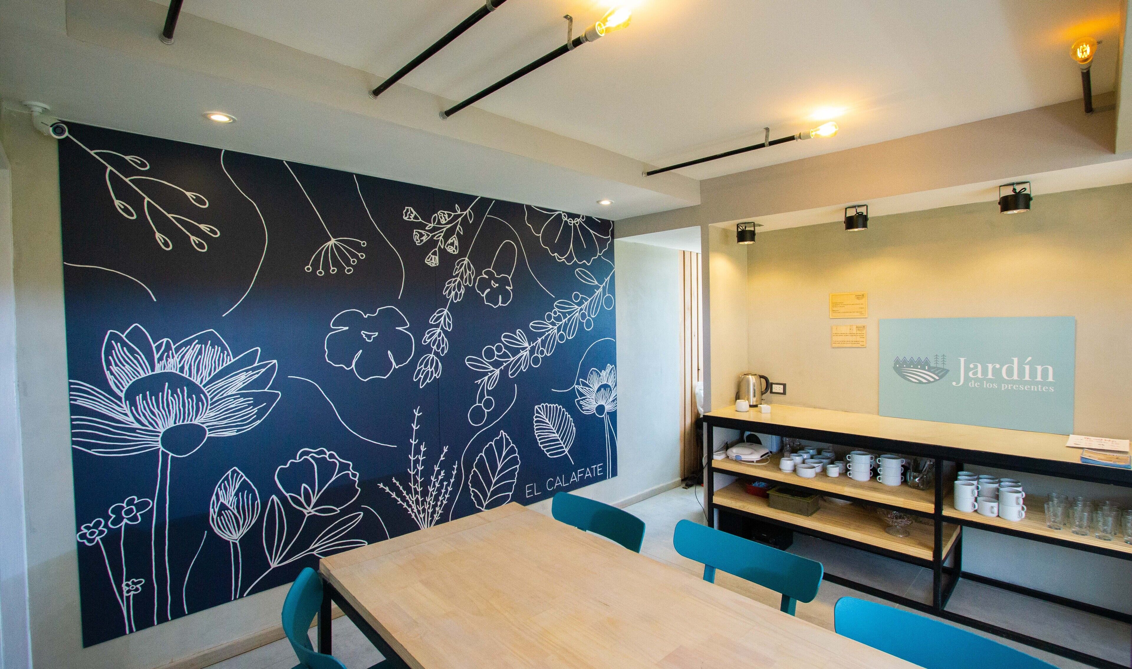 Desayuno buffet diario (USD 15 por persona)