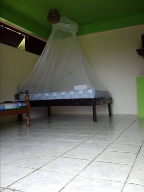 Standard-Apartment, Balkon, Bergblick | Kostenloses WLAN, Bettwäsche