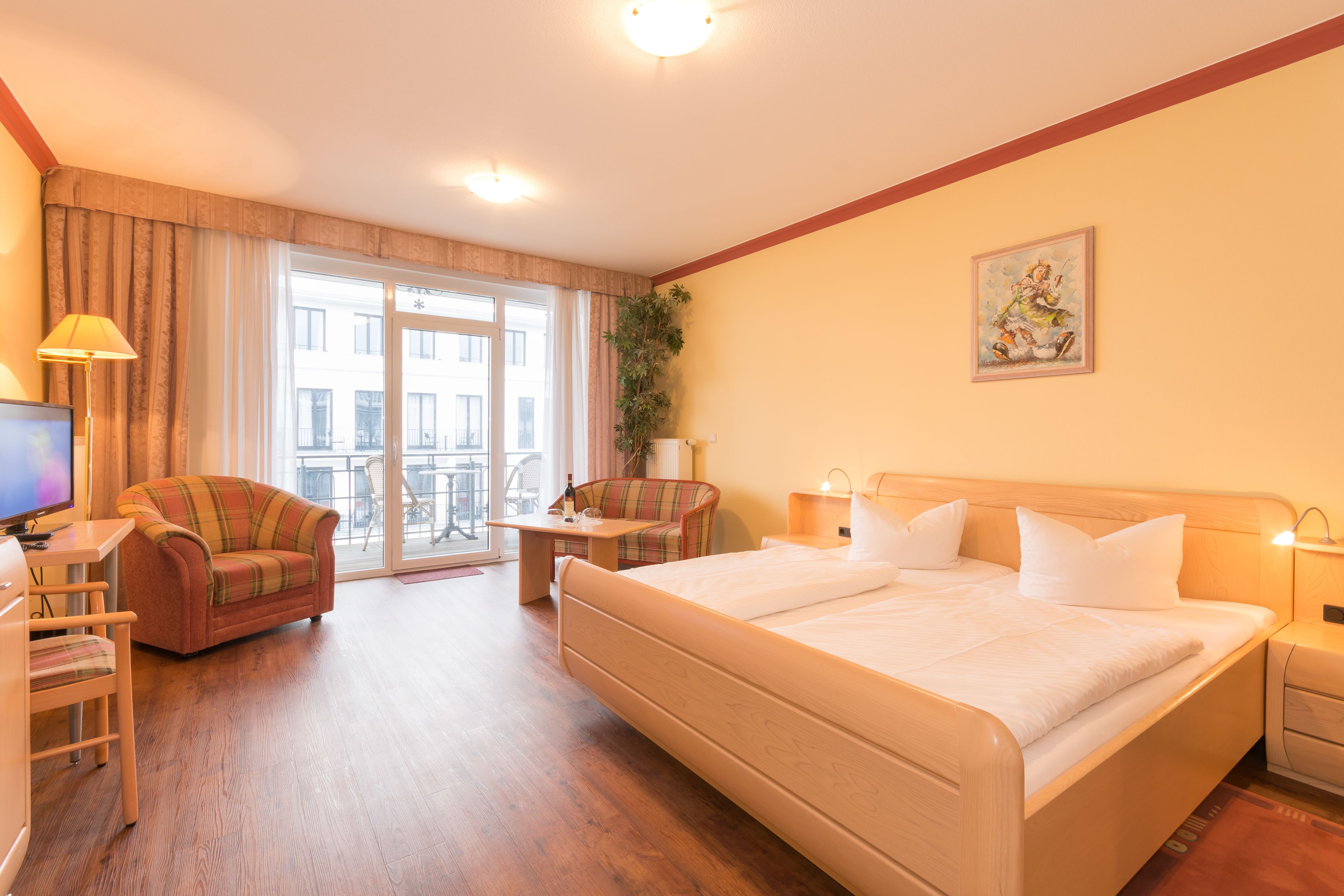 basic double room, 1 double bed | hypo-allergenic bedding, in-room safe, free wifi, bed sheets