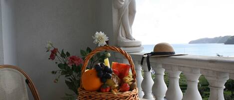 Perussviitti, 1 makuuhuone | Näkymä rannalle/valtamerelle