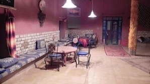Tempat makan keluarga