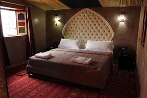 Down duvets, memory-foam beds, free WiFi, bed sheets - Dar Alfourssane ferme d'hote (Tarmigt)