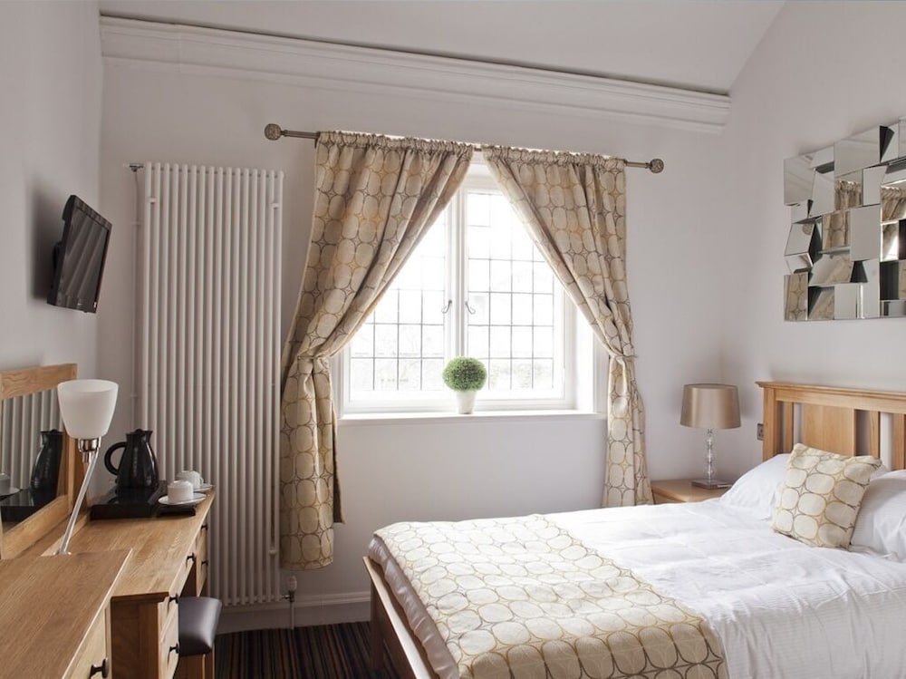 Burton Stone Inn - 11