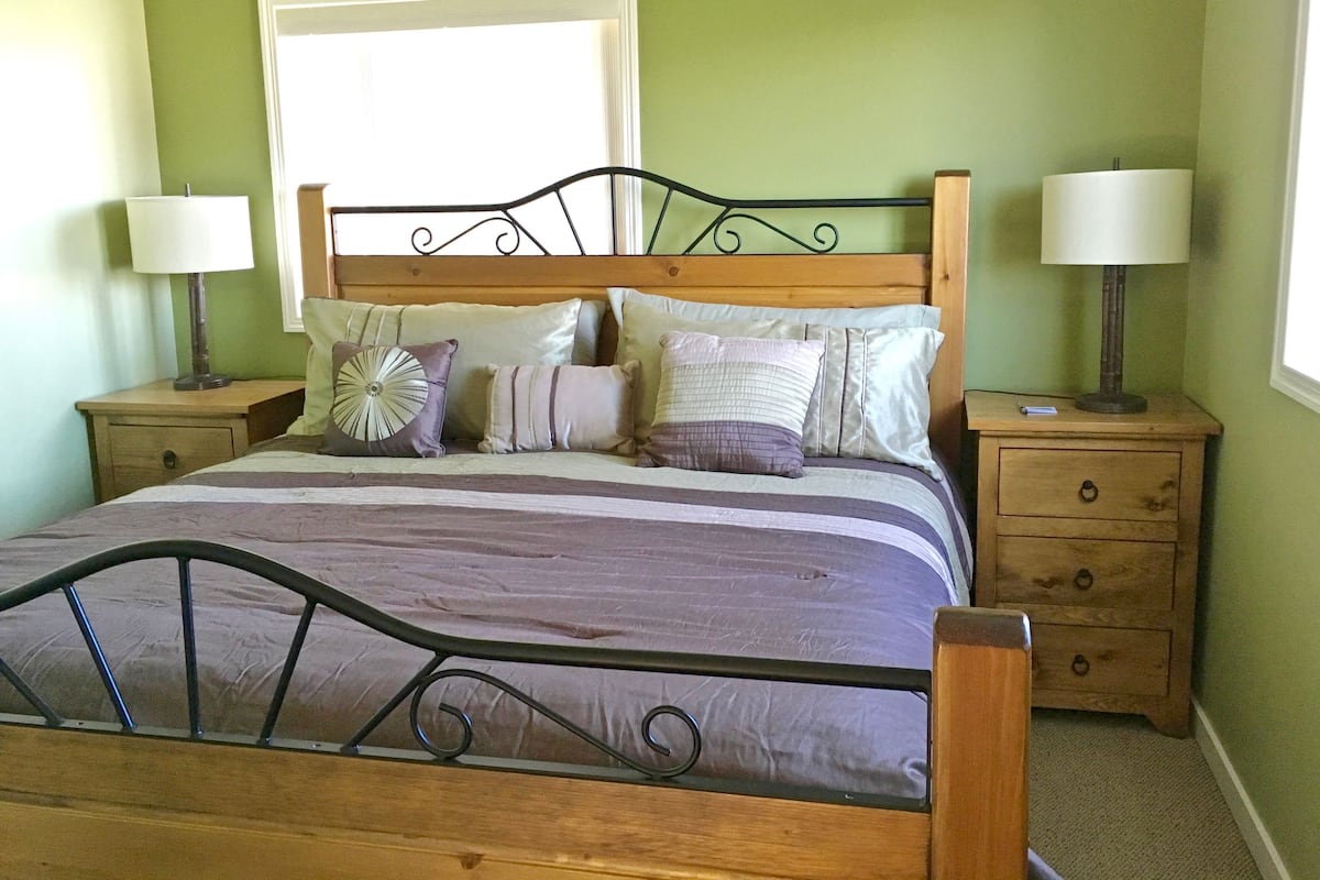 Luxury-Suite, 1 King-Bett, Balkon, Seeblick