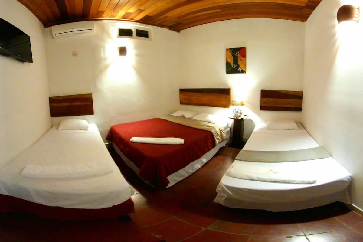 Rollaway beds, free WiFi