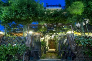 Front of property - Malita Angkor Villa (Siem Reap)