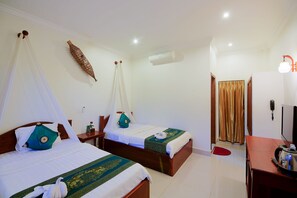 Deluxe Twin Room, Balcony | Minibar, desk, blackout drapes, iron/ironing board - Malita Angkor Villa (Siem Reap)