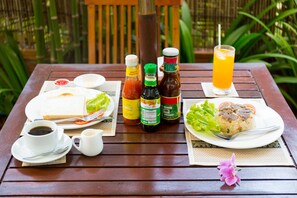 Free daily cooked-to-order breakfast - Malita Angkor Villa (Siem Reap)