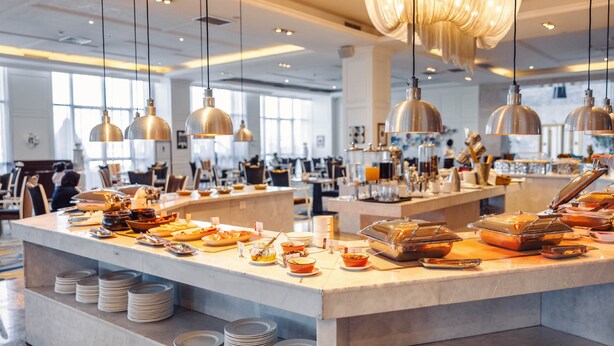Desayuno buffet todos los días (con cargo)