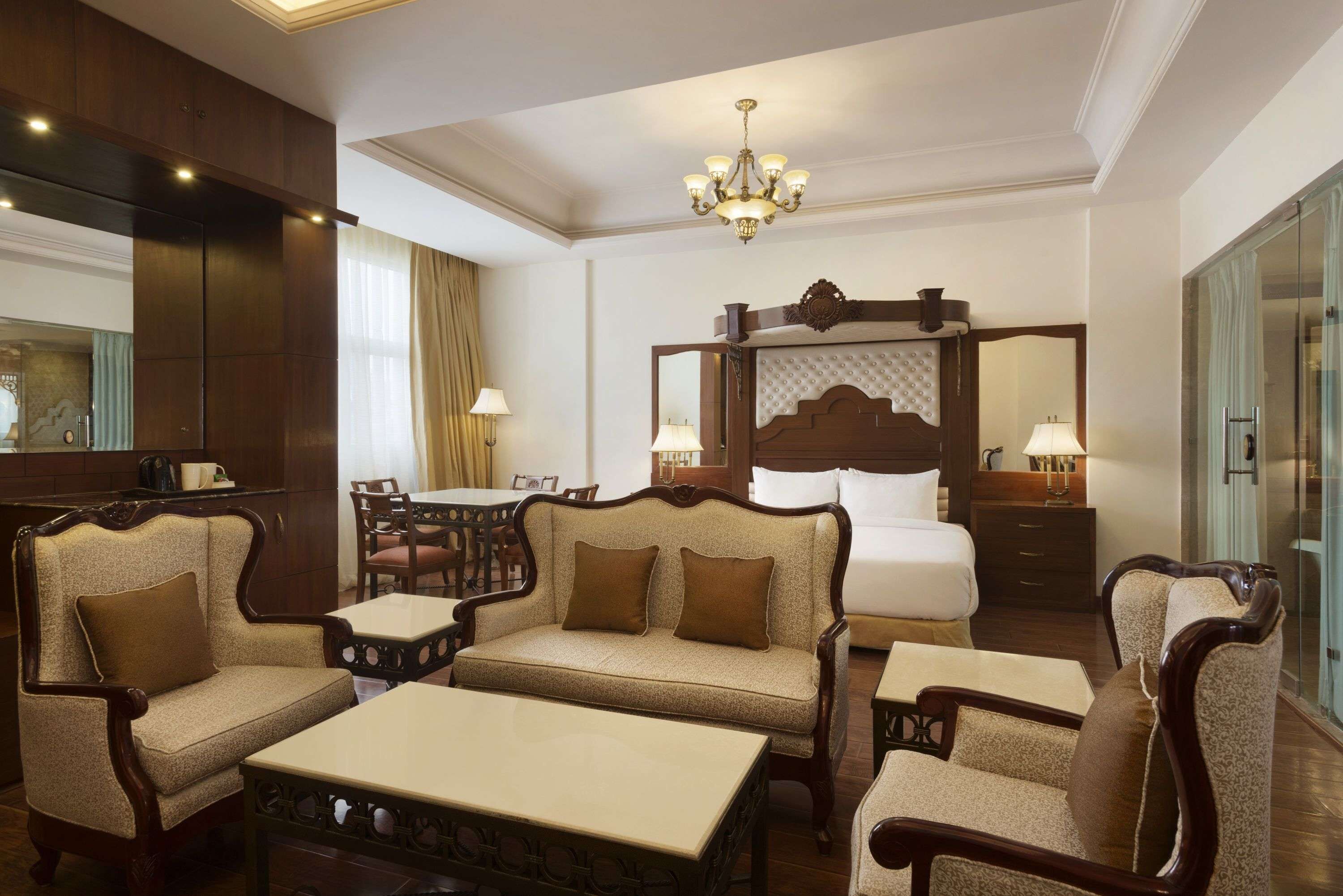 1 bedroom, in-room safe, desk, iron/ironing board