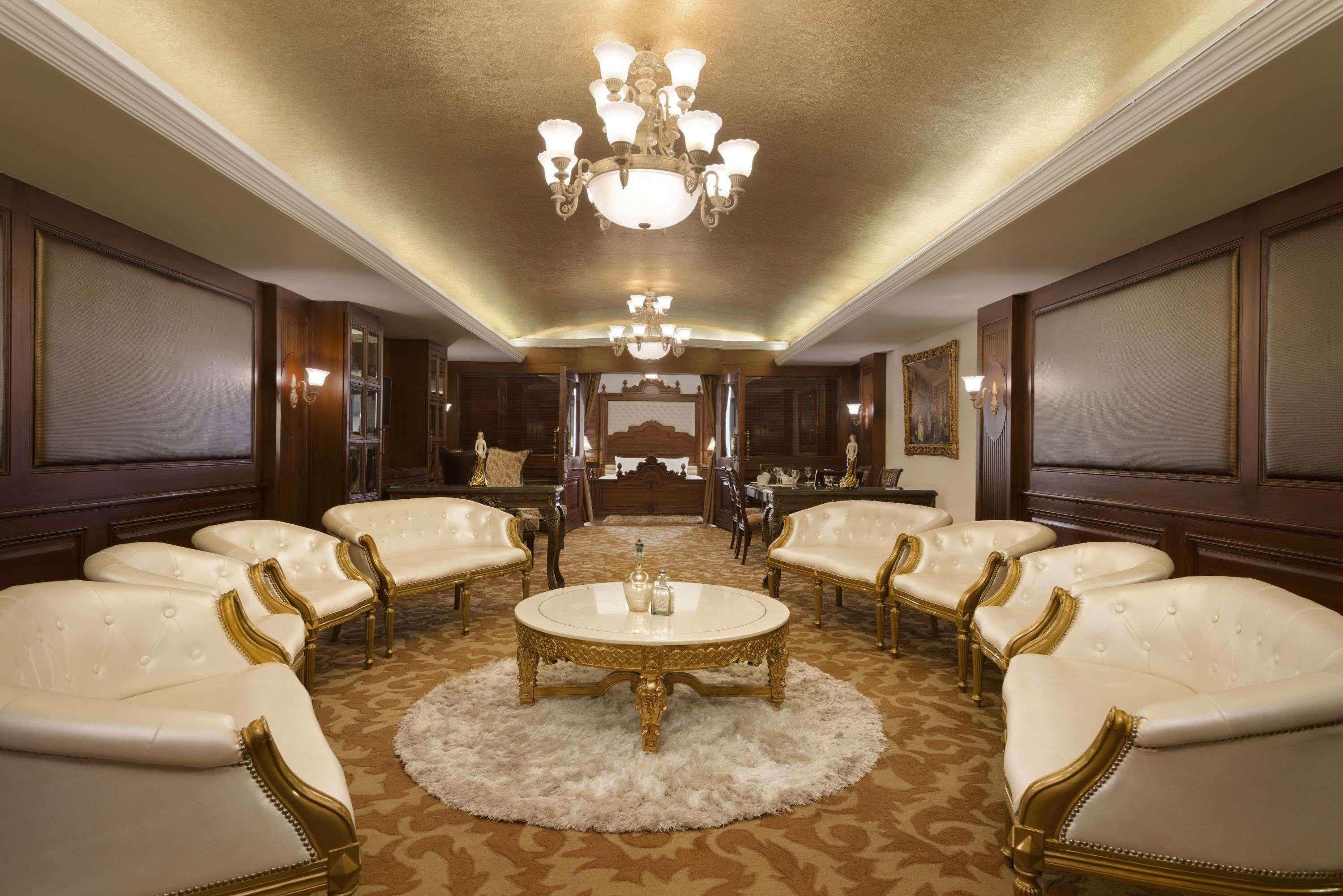 1 bedroom, in-room safe, desk, iron/ironing board