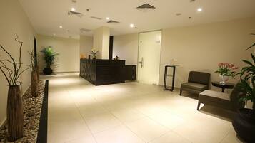 Sauna, steam room, body treatments, aromatherapy, hot stone massages