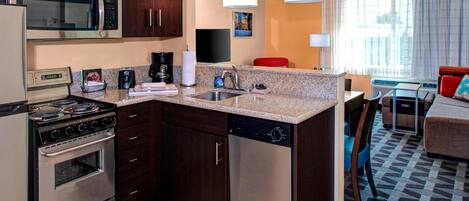 In-room safe, desk, iron/ironing board, rollaway beds