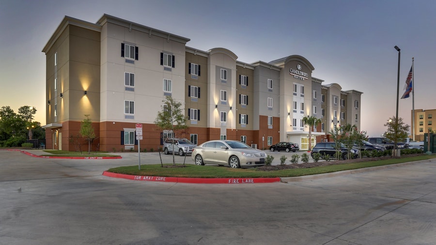 Candlewood Suites College Station At University by IHG