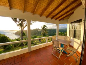 Deluxe Cottage, 2 Bedrooms, 2 Bathrooms, Ocean View | Terrace/patio