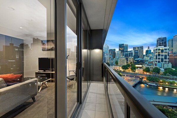 Standard Apartment, 1 Bedroom, Balcony | Terrace/patio - Southbank Apartments - Freshwater Place (Southbank)