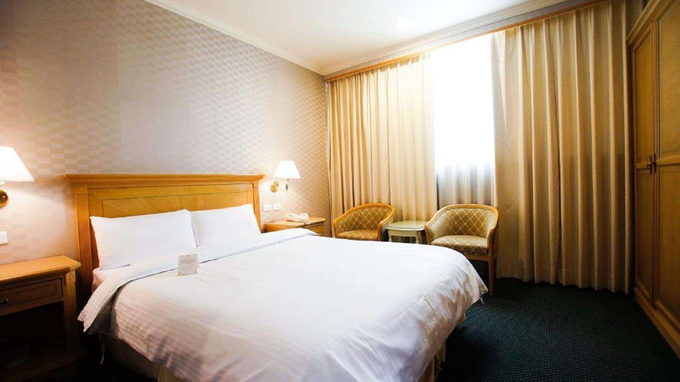 business double room | desk, free wifi