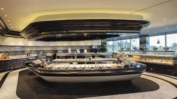 2 間餐廳;供應早餐、午餐、晚餐;燒烤