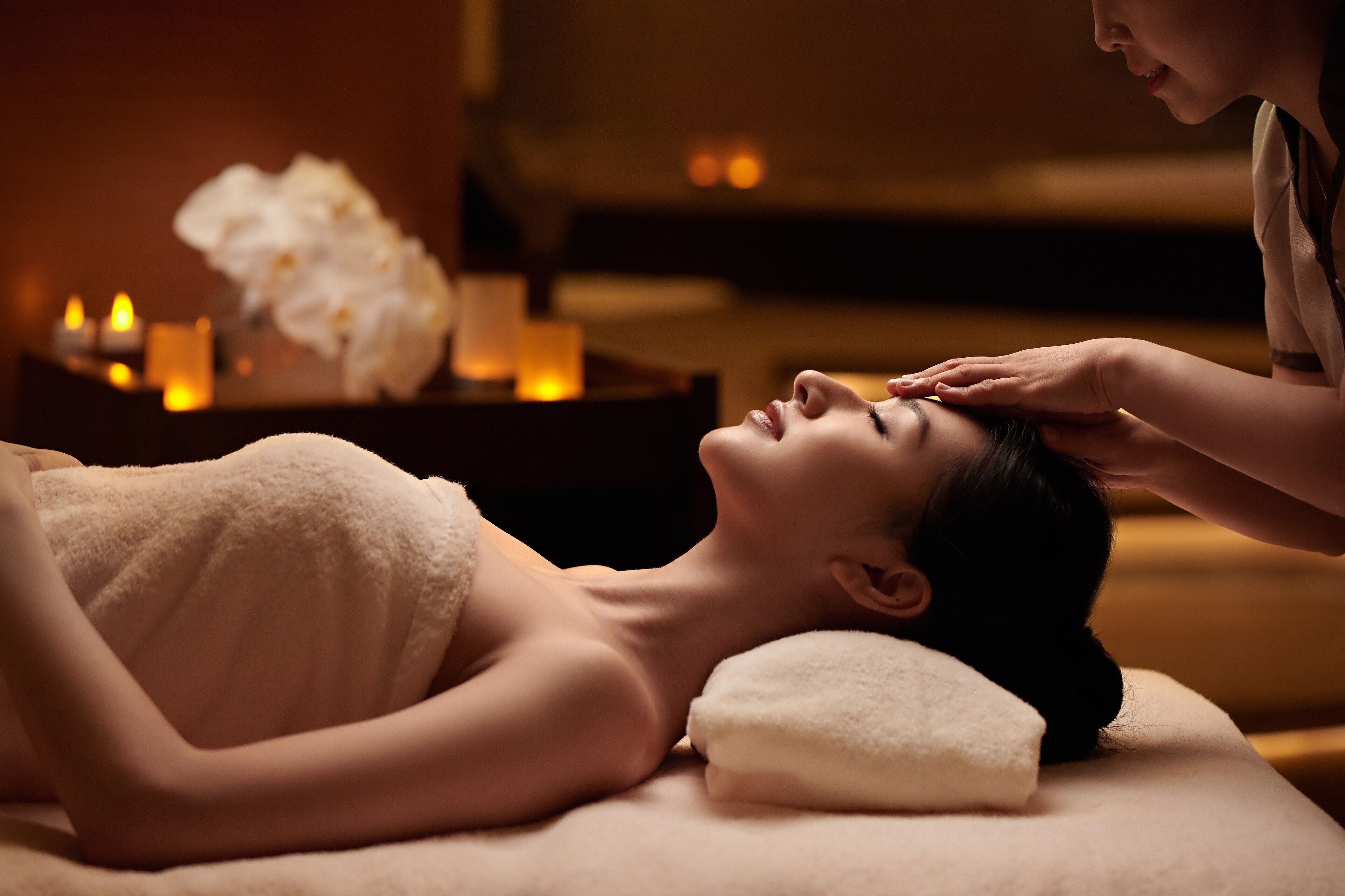 couples treatment room(s), sauna, hot tub, steam room