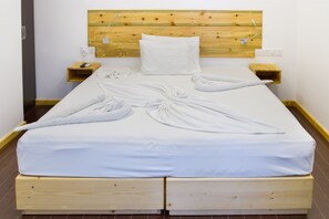 View from room - Royal Pearl Inn (Maafushi)