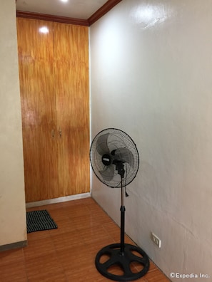 Standard Double Room (Fan Room) | Room amenity - Aquatica Beach Resort (Panglao)