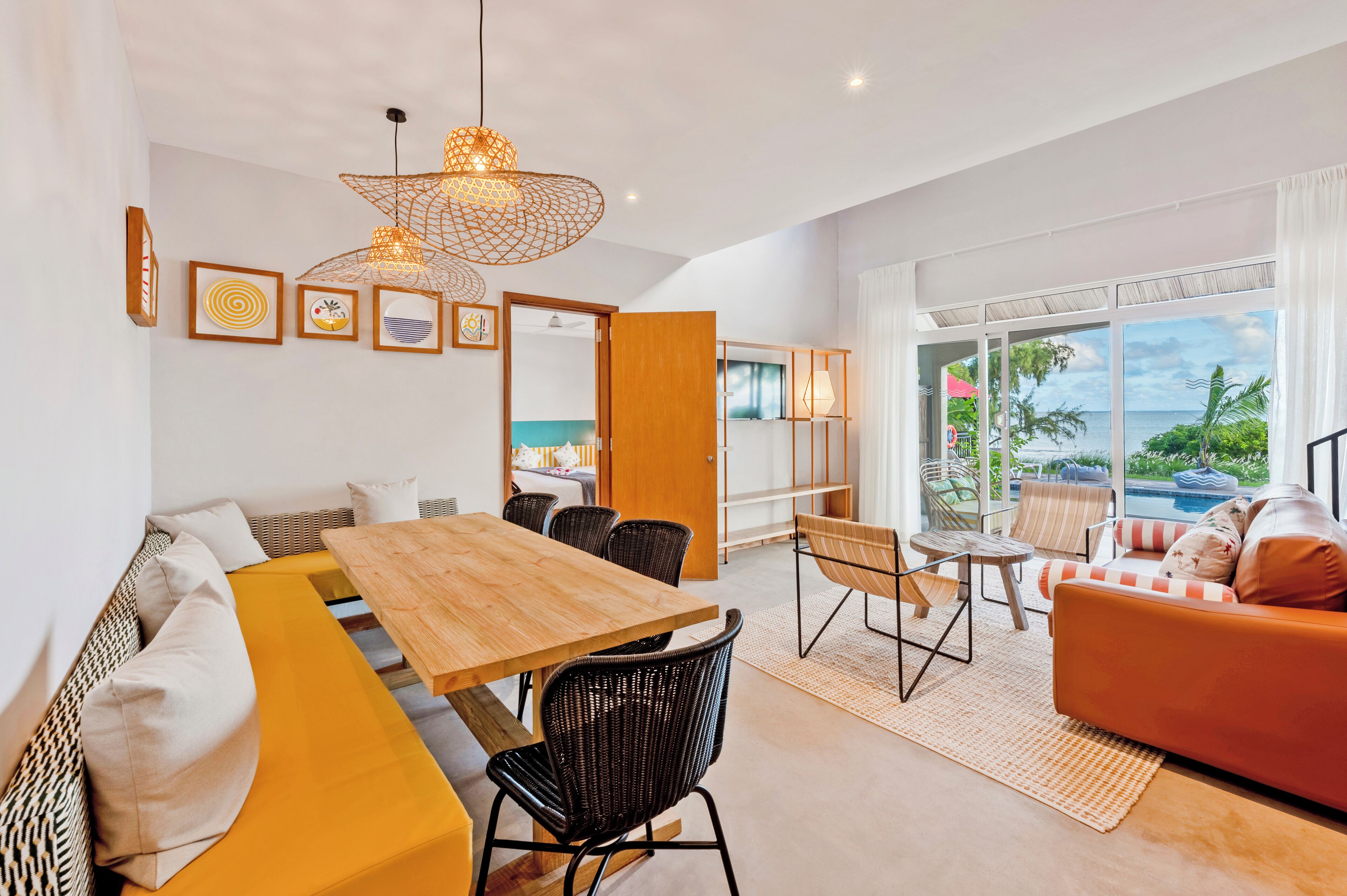 Beach Villa 4 Bedrooms | Living area | 32-inch LCD TV with satellite channels, fireplace