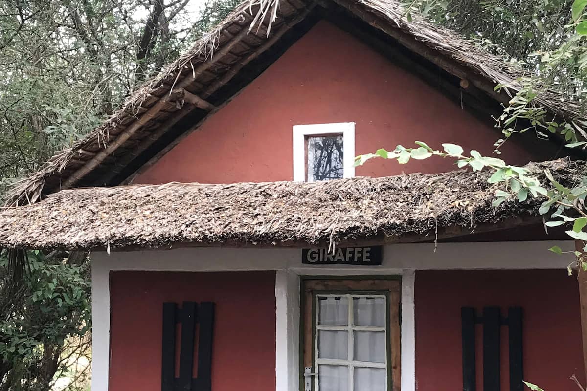 Classic Cabin, Accessible, Garden View | 1 bedroom, premium bedding, minibar, in-room safe