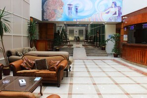 Lobby sitting area - Aifu Resort (Alexandria)