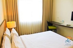 Premium bedding, in-room safe, desk, rollaway beds (surcharge)