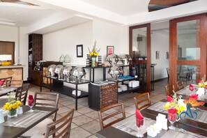 Breakfast, lunch, dinner and brunch served - Azia Suites and Residences (Cebu City)