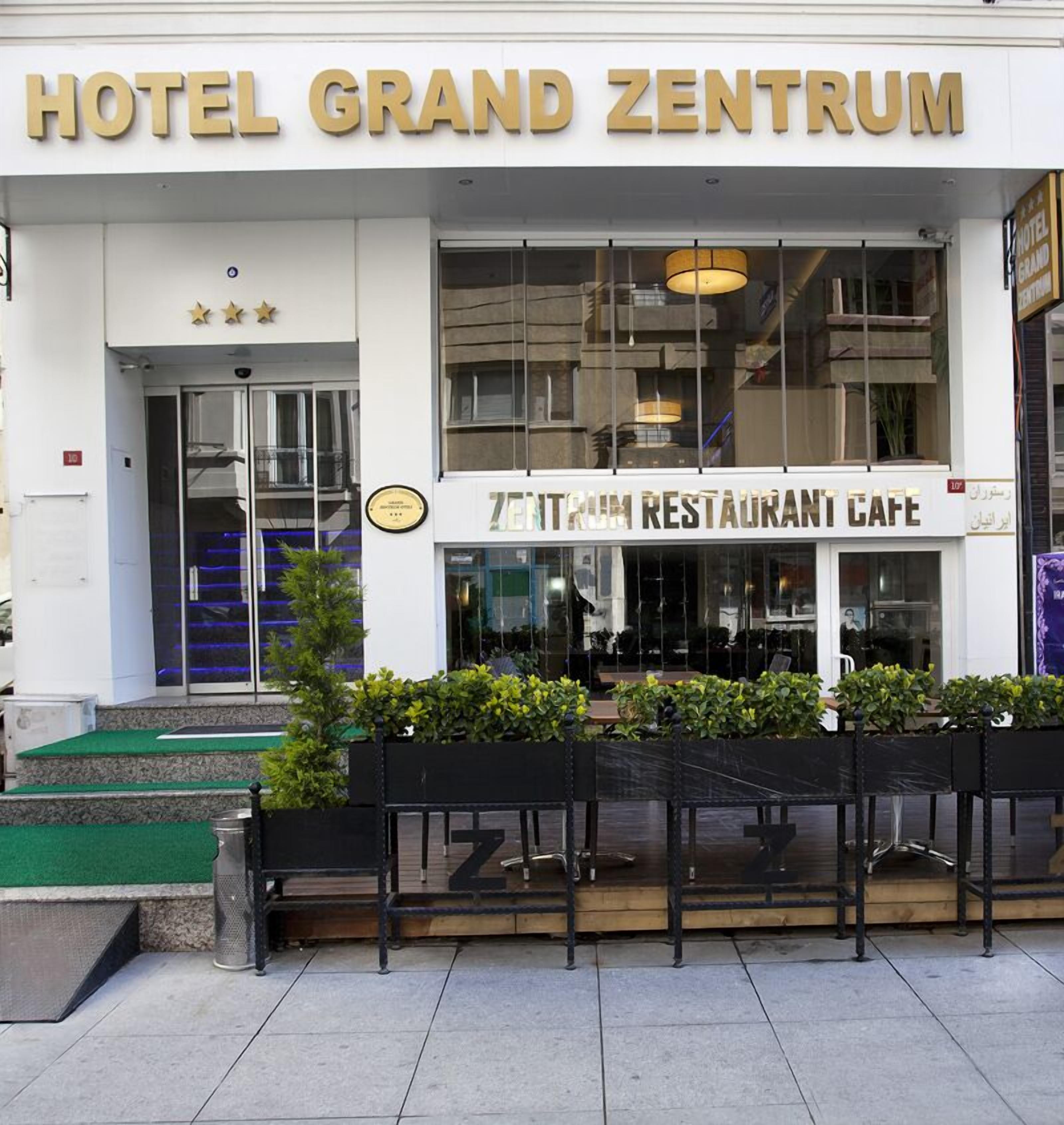 Photo - GRAND ZENTRUM HOTEL & CAFE RESTAURANT - Taksim Square