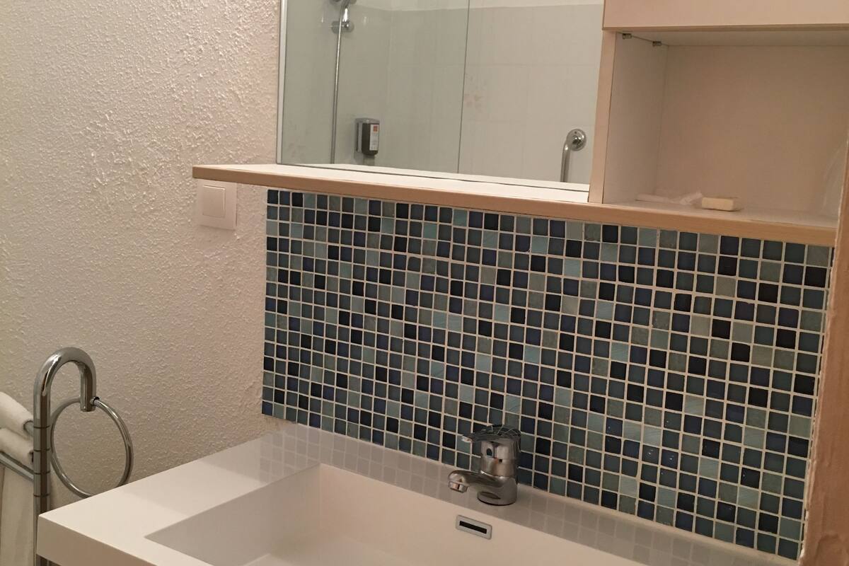 double room, balcony | desk, laptop workspace, iron/ironing board, cots/infant beds