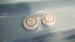 Unclassified image, 3 of 33, button - Aquarius Hotel (London)